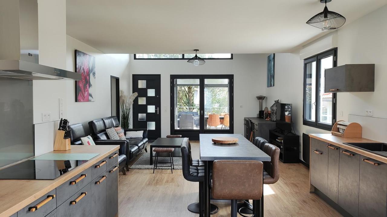 Villa Papillon***. Location Appartement 1Er Etage. 론세레뱅 외부 사진